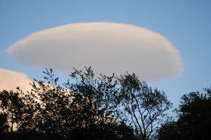 面白い雲.jpg